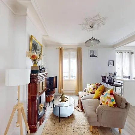 Cozy Apt In Le Perreux With Parisian Charm & Disneyland Fun Exterior foto